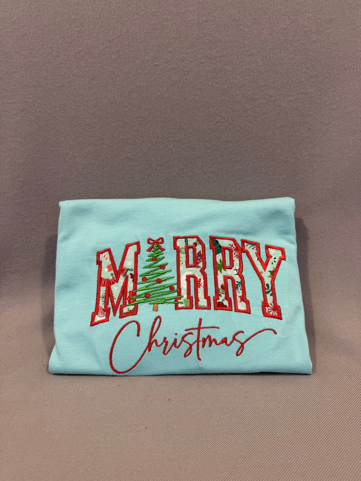 Merry Christmas Appliqué Long-Sleeve Shirt